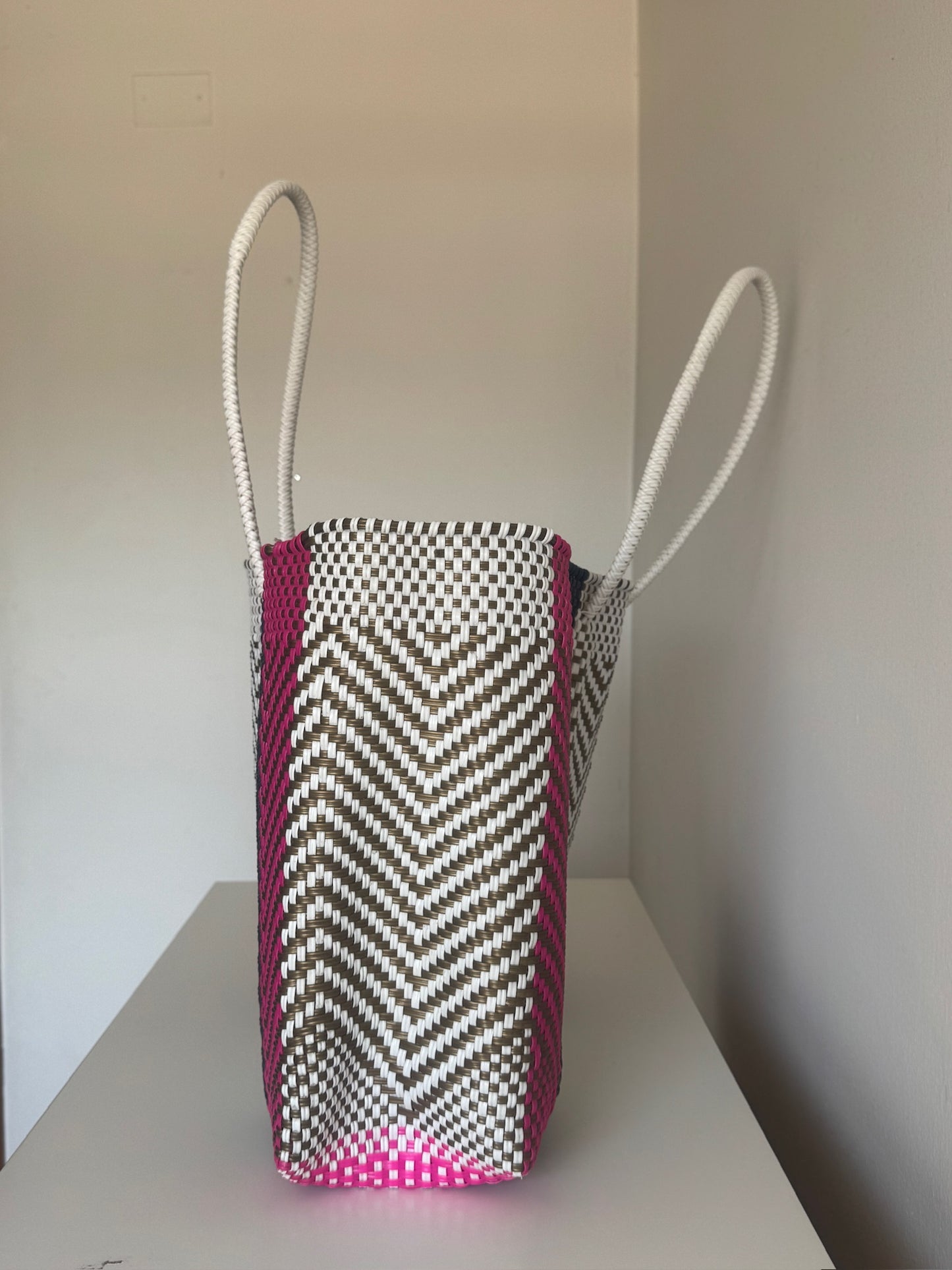 Cartera Asa Corta Azul y Fucsia